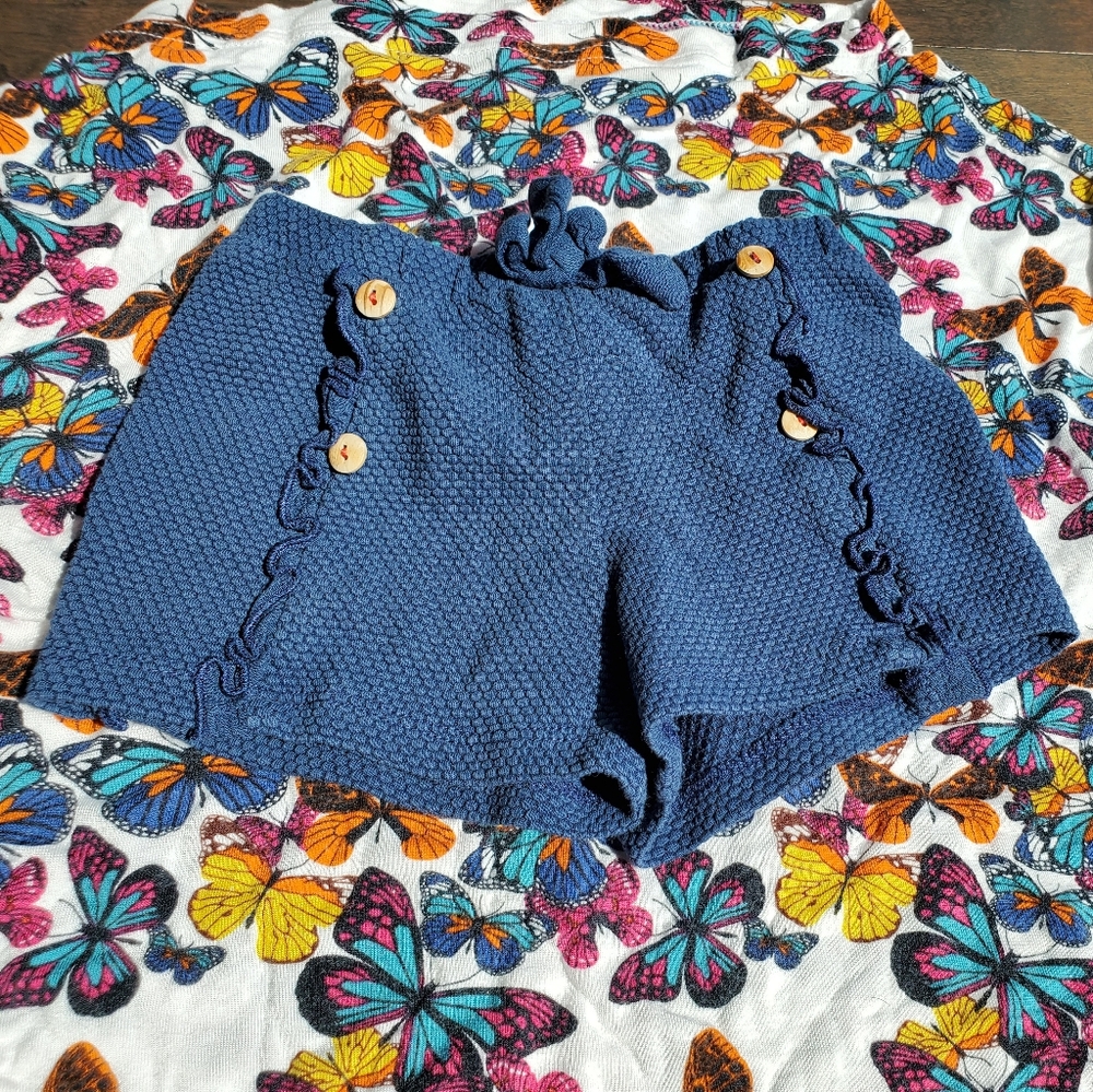 Baby shorts 9-12 months